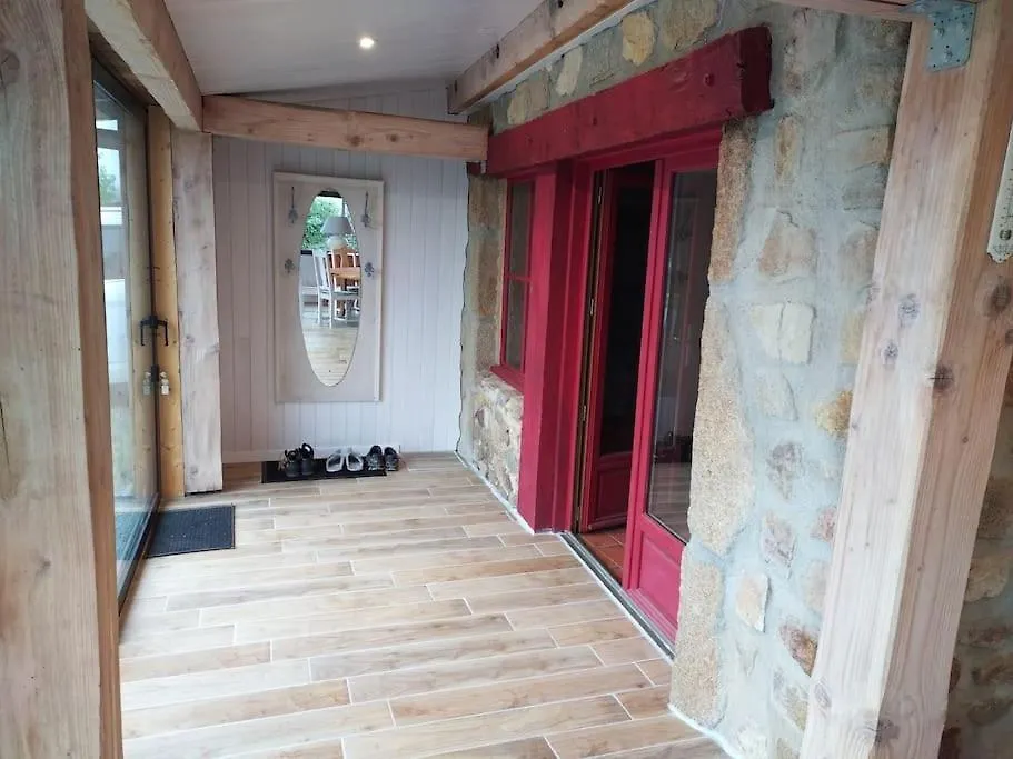 Holiday home Gite Du Cedre Courpiere