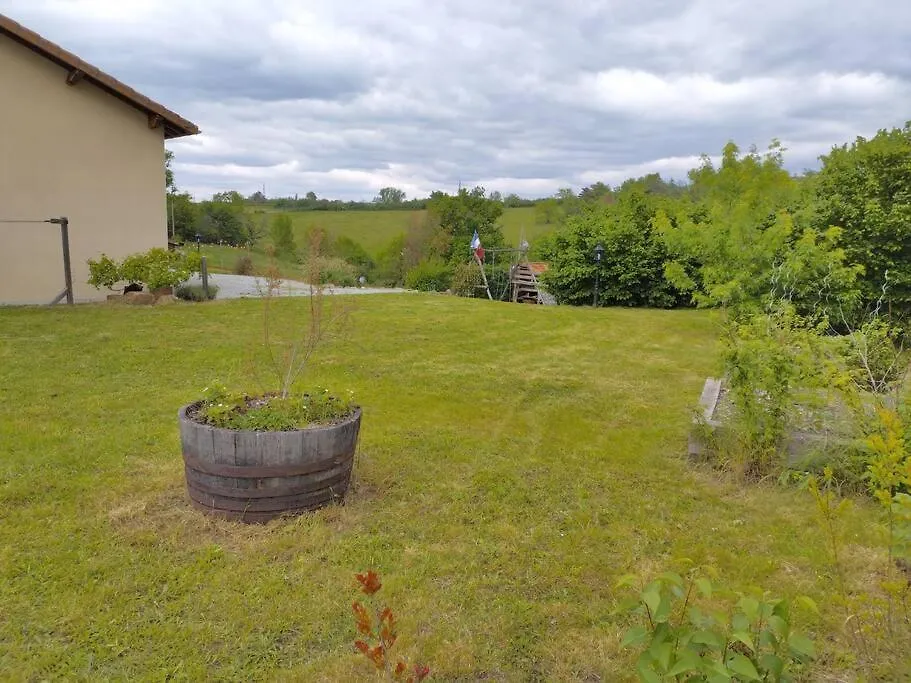 Gite Du Cedre Courpiere Holiday home