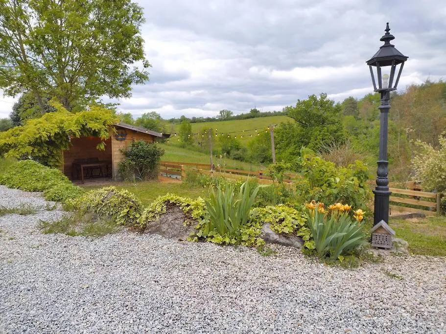 Holiday home Gite Du Cedre Courpiere